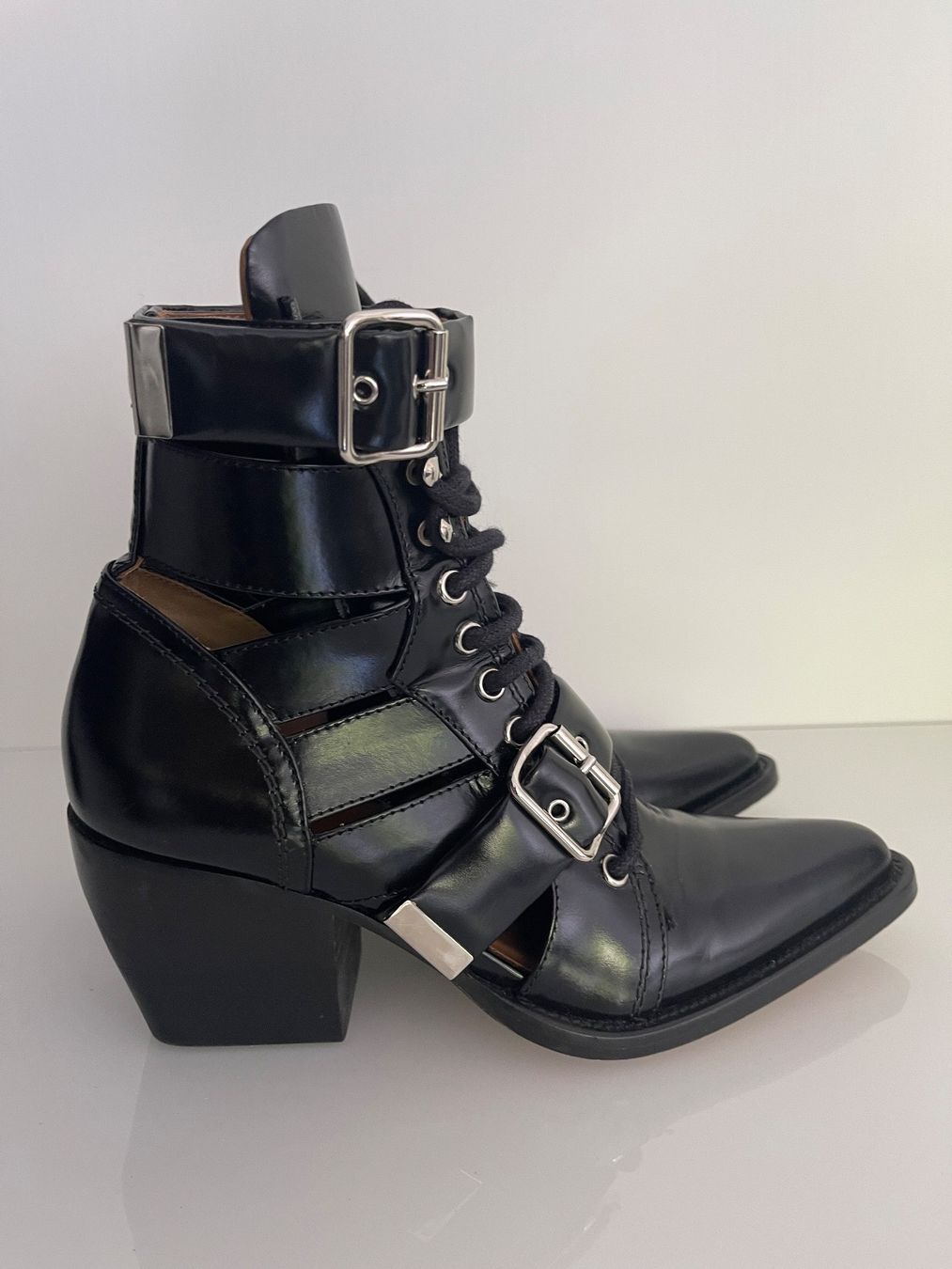 Chloé Scarpe da donna: Chloe Boots Gr 37 – Usato da Thalwil venduto da Paulina72 4
