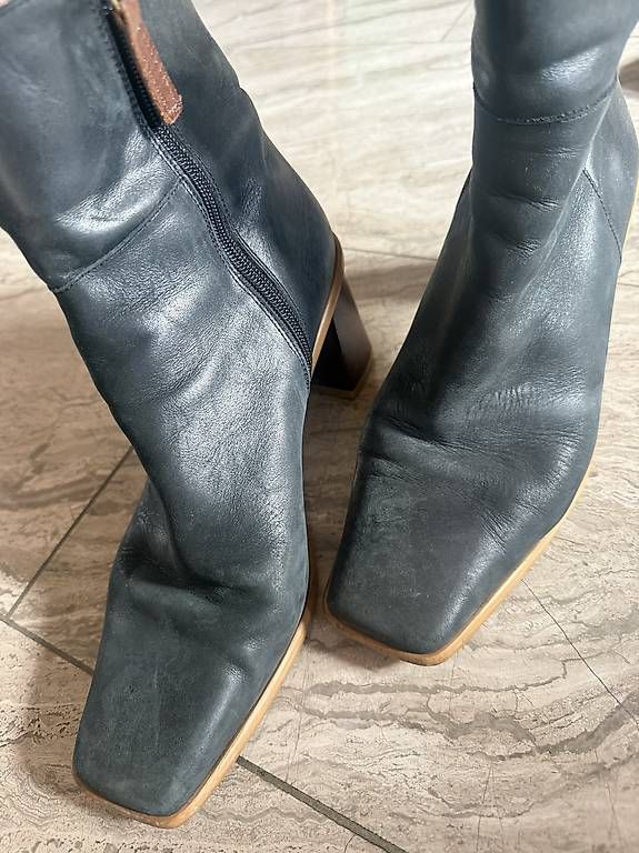 Damenschuhe: Alohas square toe black boot EUR 40 – Gebraucht aus Zürich von Aes_1290 1
