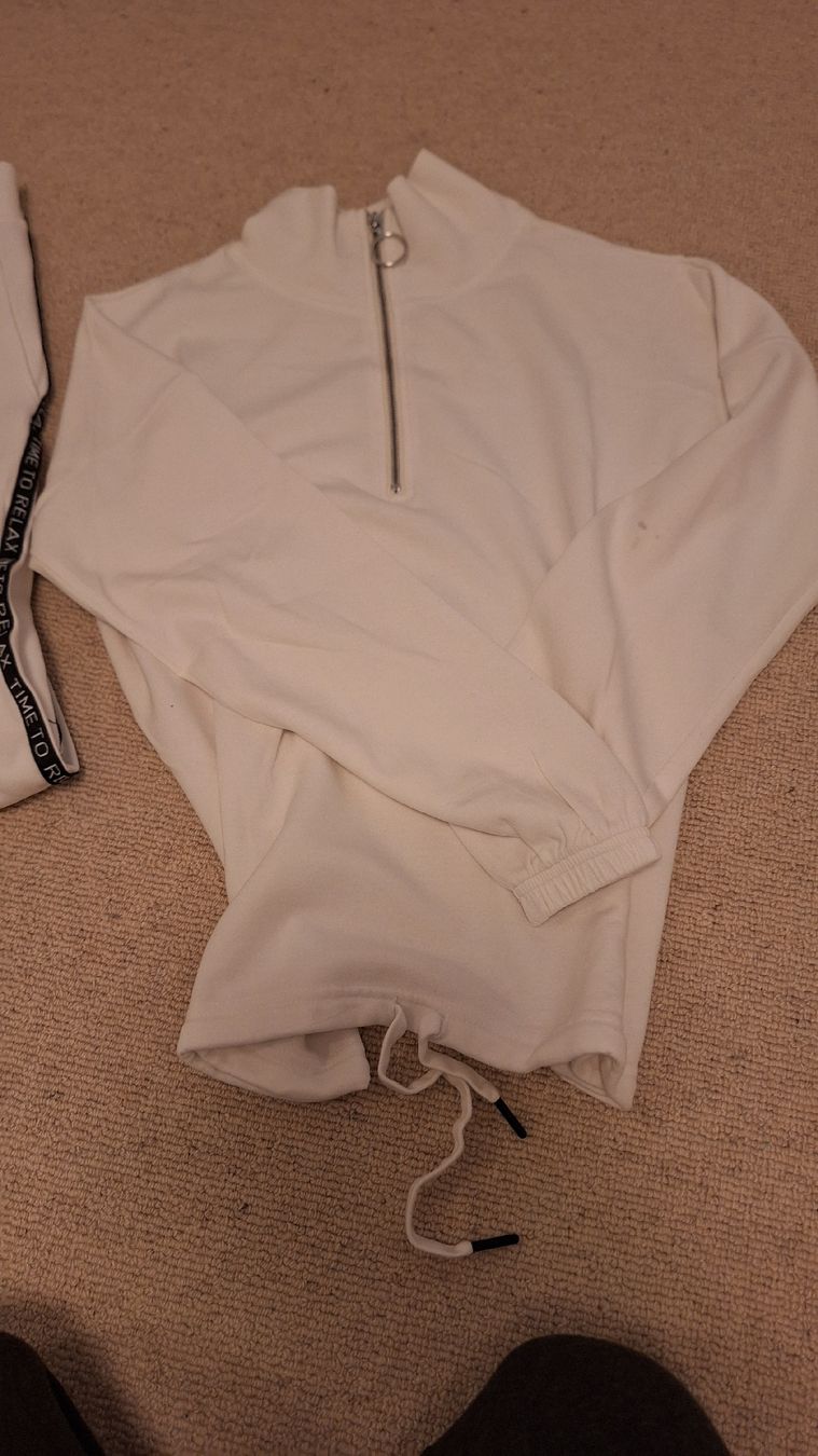 Lotti di vestiti: Bonita Strickpullover Hellblau & Loungewear Set, Grösse s – Nuovo (secondo la descrizione) da werdenberg venduto da Nsmilles 3