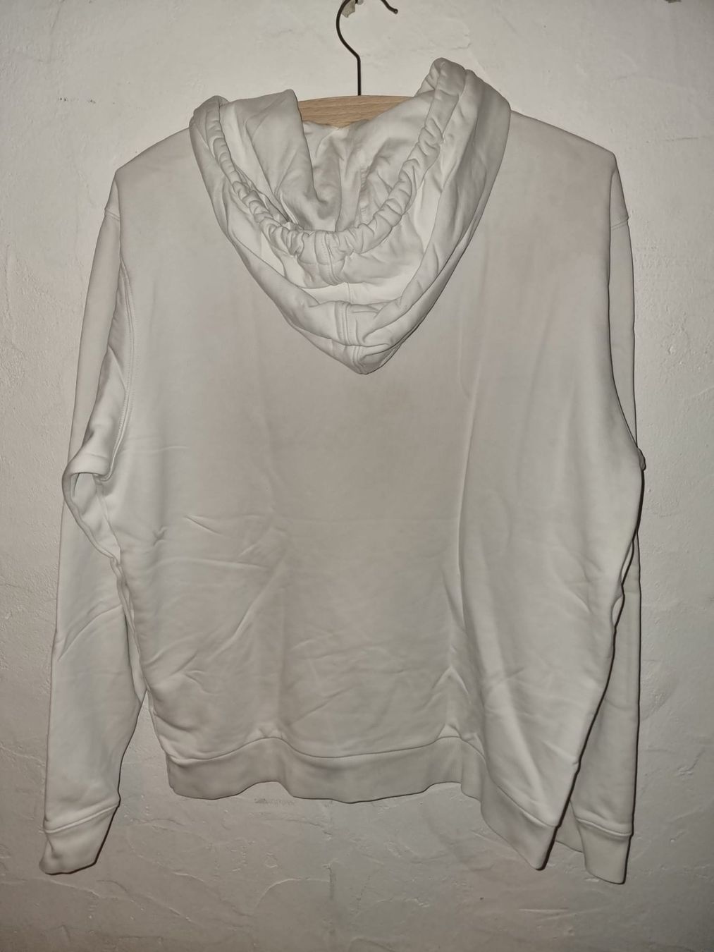 Pullover & Sweatshirts: Levis Hoodie – Gebraucht aus Bronschhofen von dvnb 1