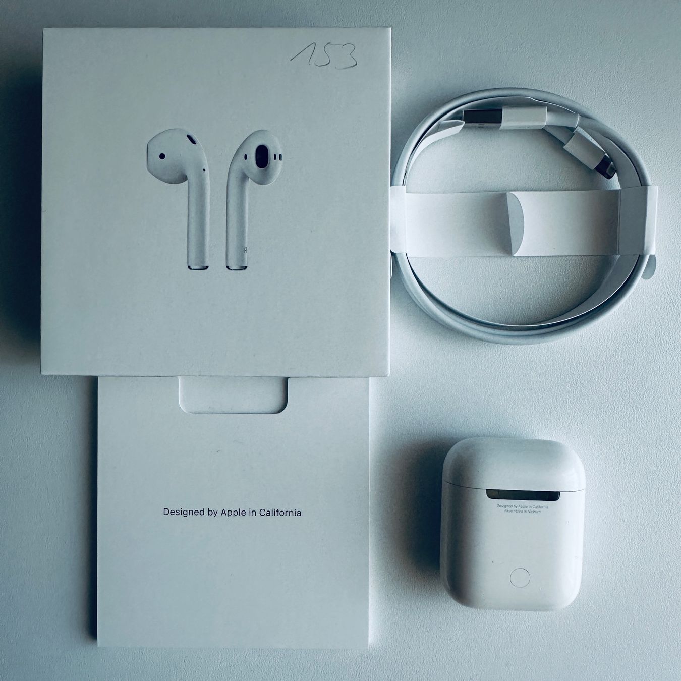 Apple Cuffie: Original Apple AirPods 2 Kopfhörer Wireless Lightning Kabel – Usato da Basel venduto da MY.AIRPODS.SHOP