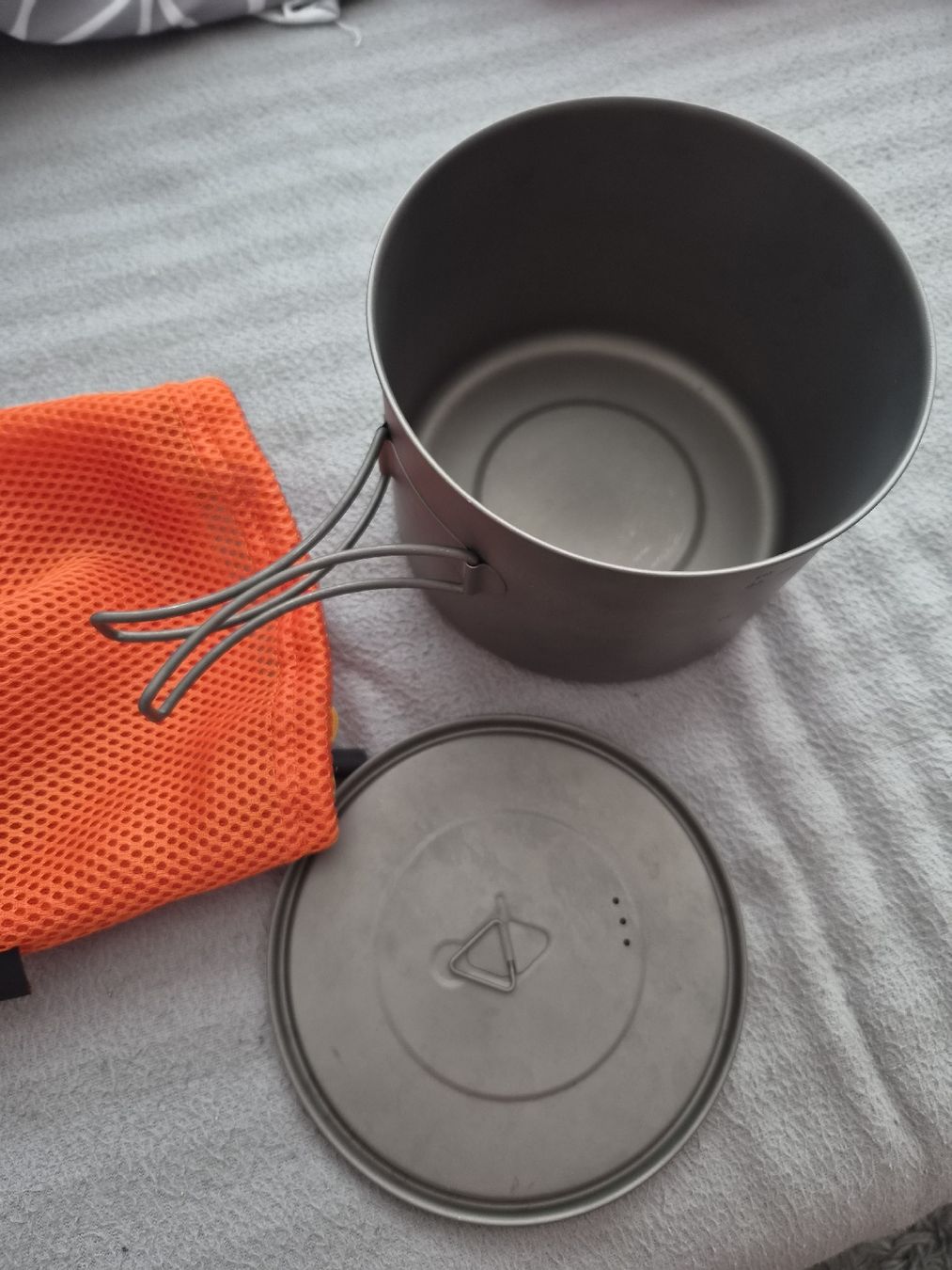 Töpfe: Toaks Titanium 1600ml Topf – Neu (gemäss Beschreibung) aus Wattwil von ferenczyjoci
