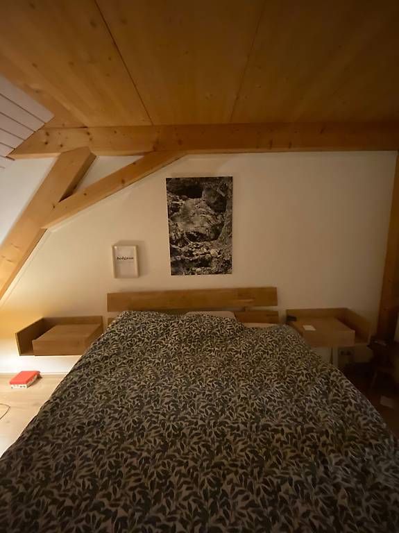 Mömax Nachttische: Floating Nachttisch – Gebraucht aus Biel/Bienne von cyb_2jcy 4