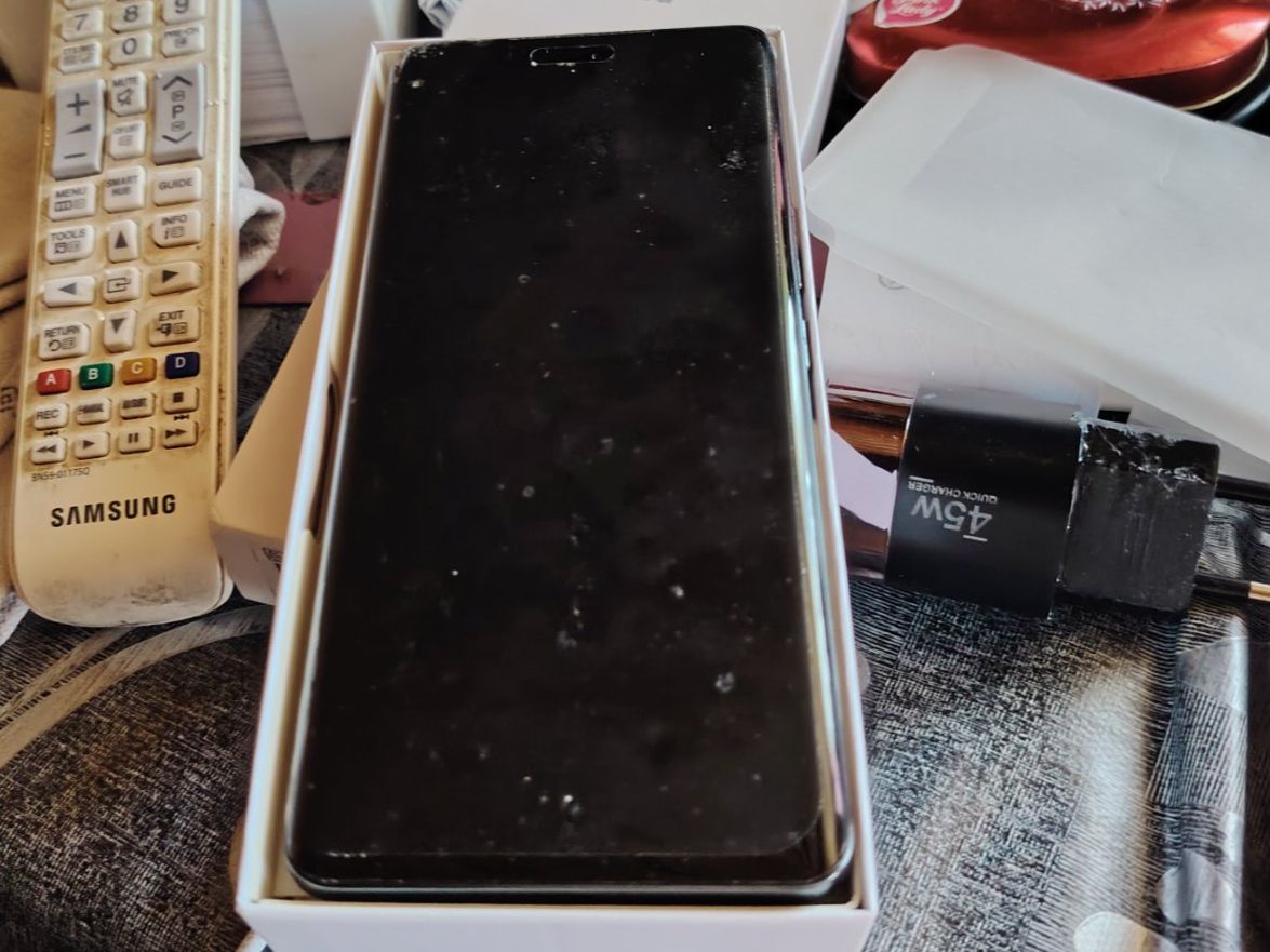 Honor Portables: HONOR Magic7 Lite 5G 8+512GB gray – D'occasion à Porsel par Tip-top-vente 3