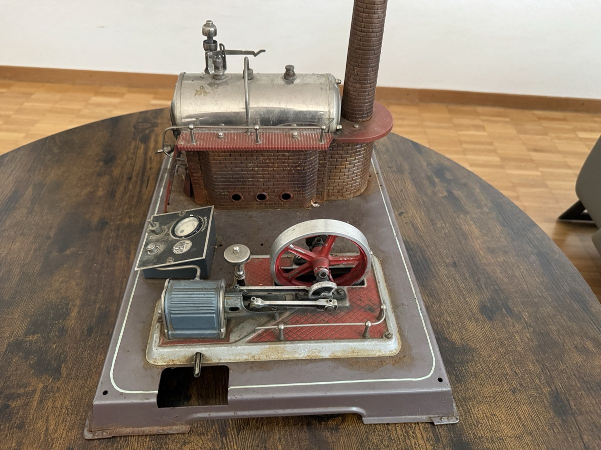 Wilesco Kit di modellismo & Modellini statici: Wilesco Dampfmaschine – Usato da Zunzgen venduto da milesdavis76 3