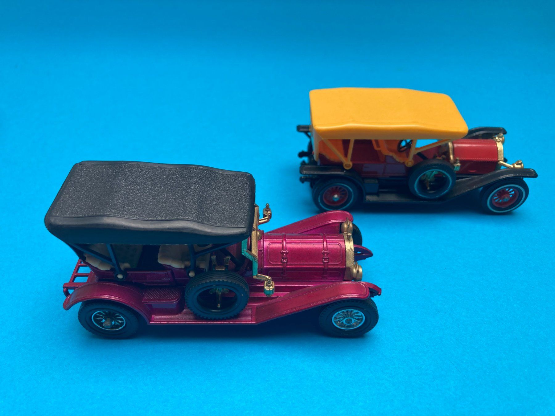 Matchbox Modellini d'auto: 2 alte Modellautos, Oldtimer, Sammlerstücke – Usato da Basel venduto da mar_b59g 1