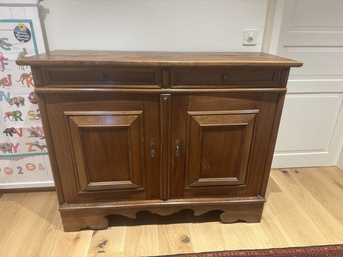 Commodes: Kommode – D'occasion à Chur par nev_z7ck