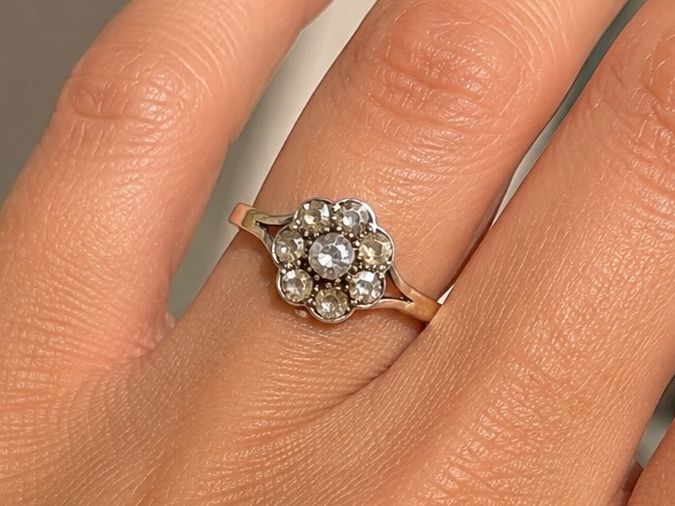 Anelli: Gold Ring 14K mit 8 Diamanten – Usato da Dübendorf venduto da MariaS.