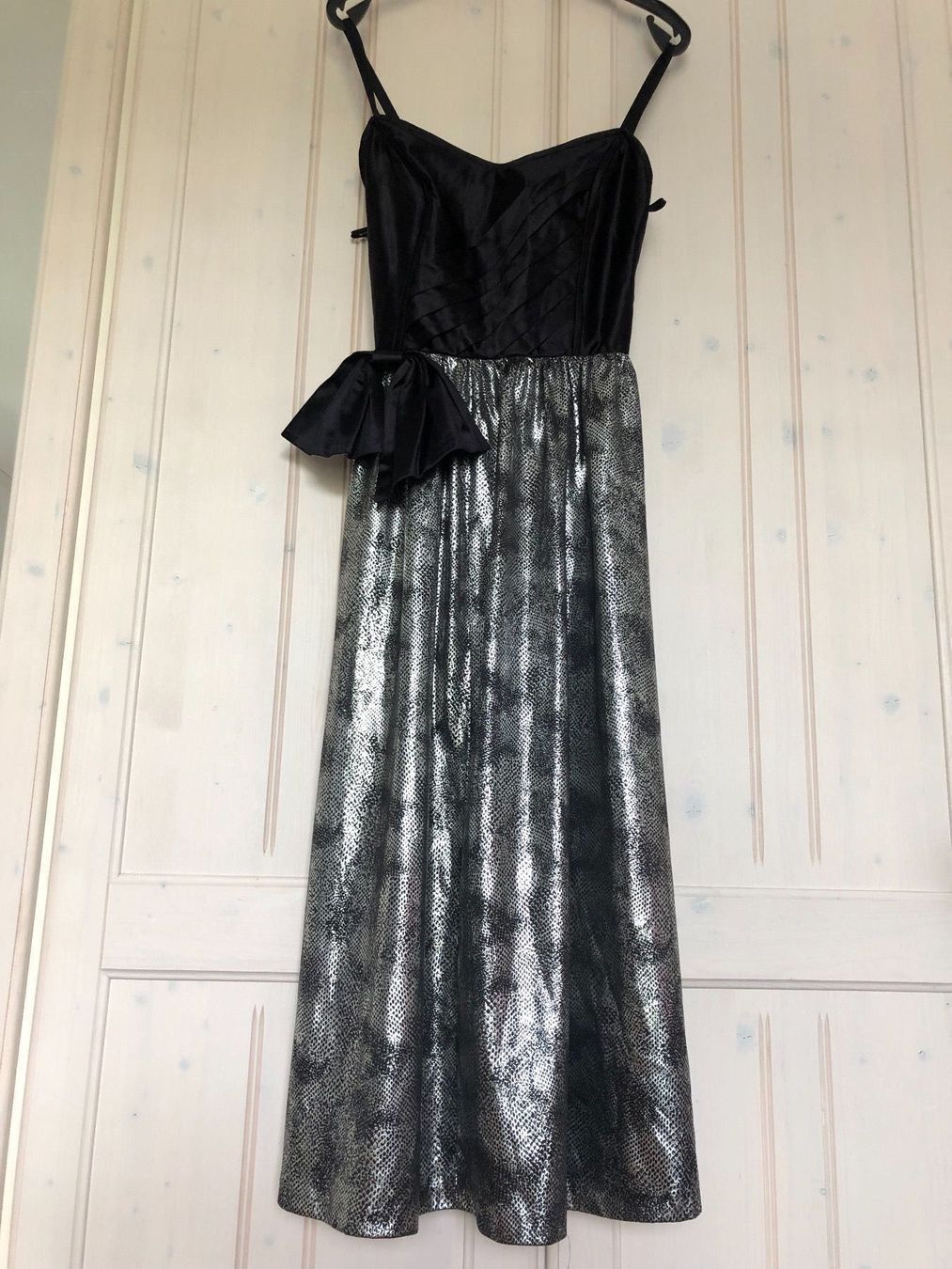 Vestiti: Vintage Kleid – Usato da Uetikon am See venduto da erz13
