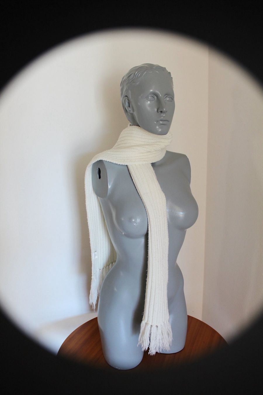 Foulard & Sciarpe: Schal, Eierschalenfarben – Usato da Locarno venduto da madame-tus-sauds 6