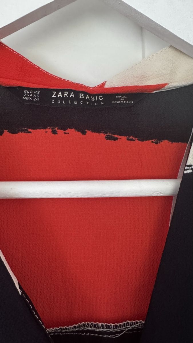 Zara Camicette: Zara Basic Bluse gestreift orange schwarz weiss Grösse XS – Nuovo (secondo la descrizione) da Dietikon venduto da sar_f87k 1