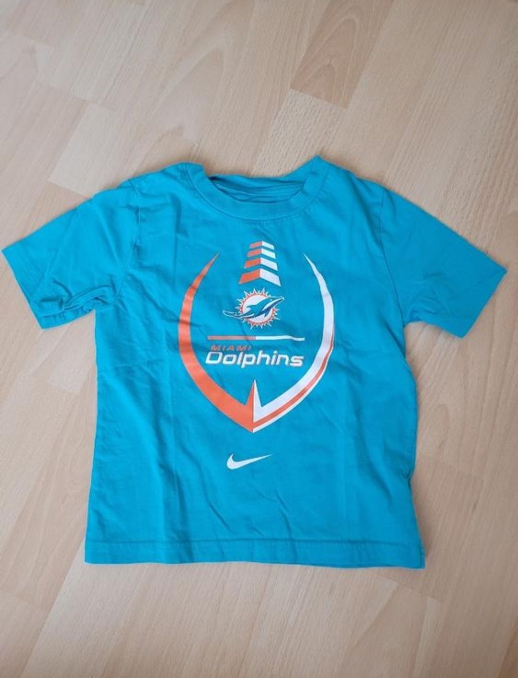 Nike Camicie, T-shirt & Polo: T-Shirt Nike gr. 104/110 – Usato da Inwil venduto da Flower2325