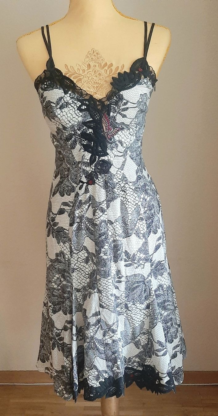 Karen Millen Vestiti: Robe Karen Millen soie neuve taille 36 – Nuovo (secondo la descrizione) da Chêne-Bourg venduto da chsandra34 6