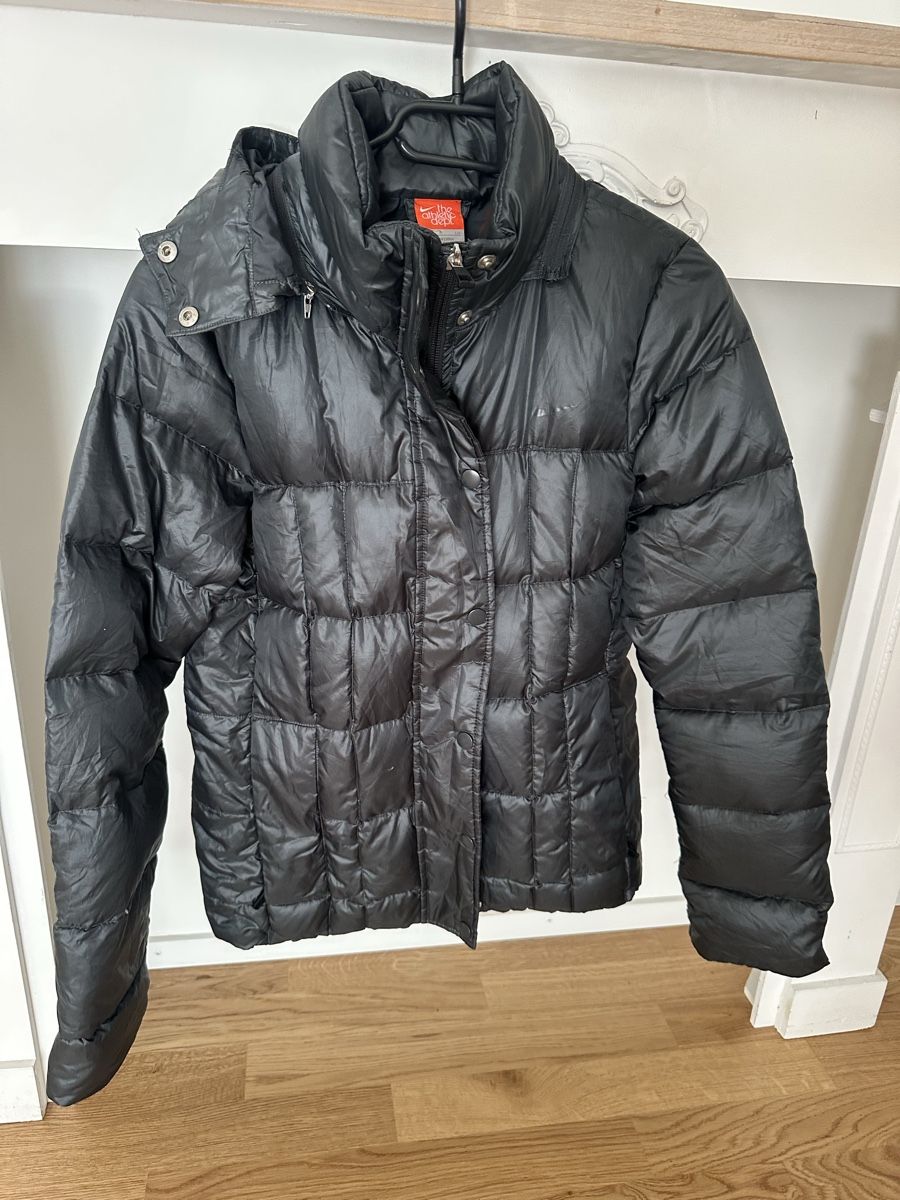 Nike Vestes: Nike Übergangsjacke – D'occasion à Mülligen par Terezah