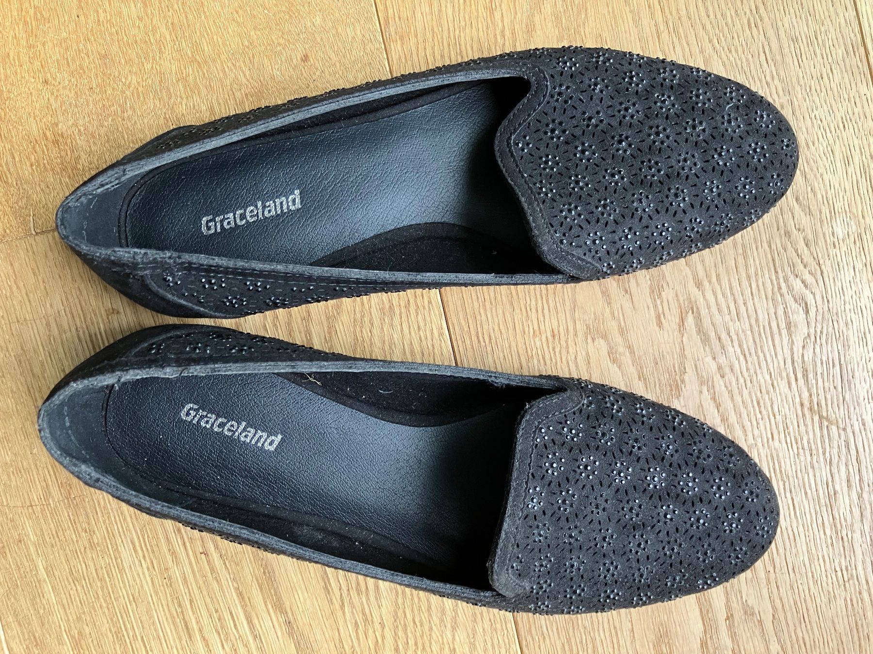 Graceland Scarpe da donna: Schwarze Ballerinas, Gr. 37, Strassbesatz – Nuovo (secondo la descrizione) da Magden venduto da Anthurium11 2