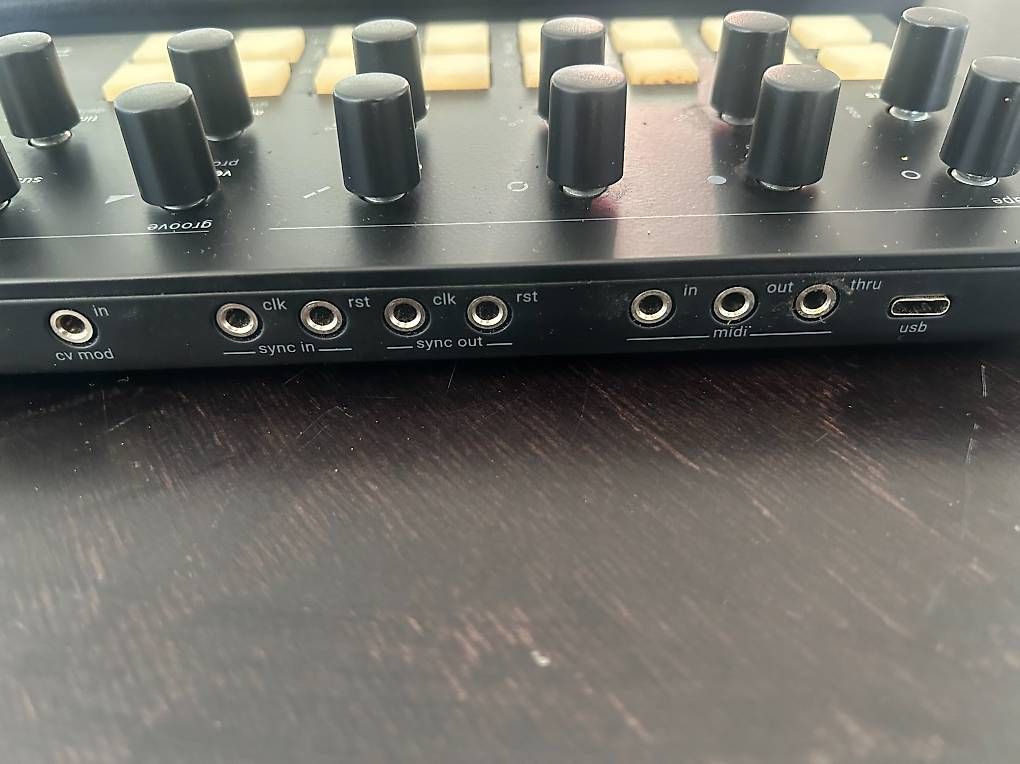 Strumenti musicali: Torso Electronics T1 Sequenzer + Case – Usato da Bern venduto da lor_s9hx 2