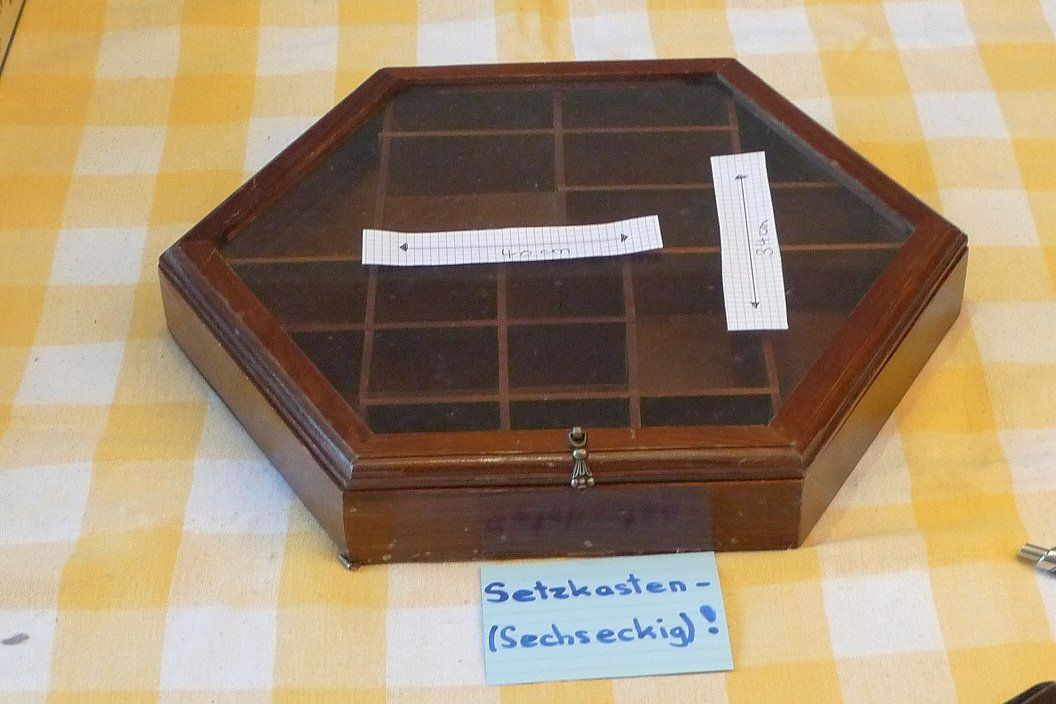 Scaffali: Setzkasten-(Sechseckig) – Usato da Bern venduto da bn1640 4