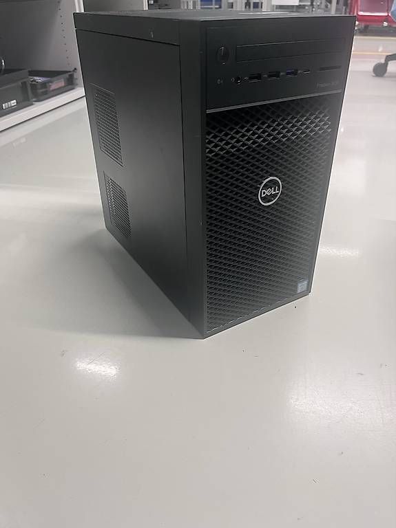 PC: Dell Precision 3630  Intel i7-8700 – Usato da Alpnach Dorf venduto da nik_qt2d