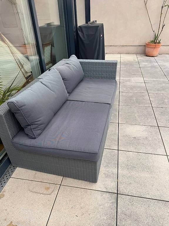 Divani: Canapé de jardin  5 places  – Usato da Crans VD venduto da oma_ts8j 1