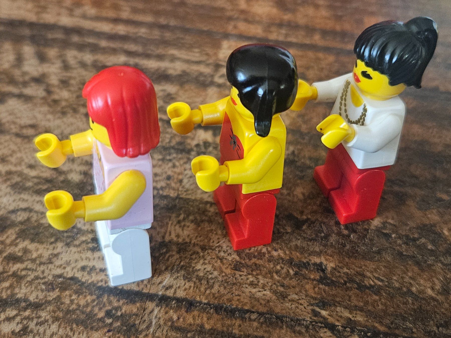 Lego Kit di costruzioni: lego lot de 3 figurines – Usato da Confignon venduto da Ecrofigs 2