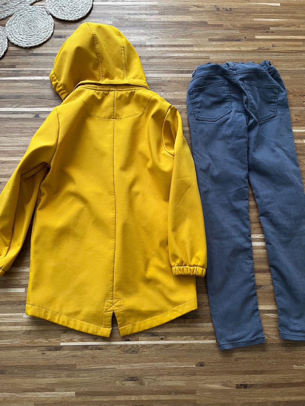 Lotti & Set di vestiti: Kleiderpaket Grösse 134/140 – Usato da Stans venduto da Fee81 1