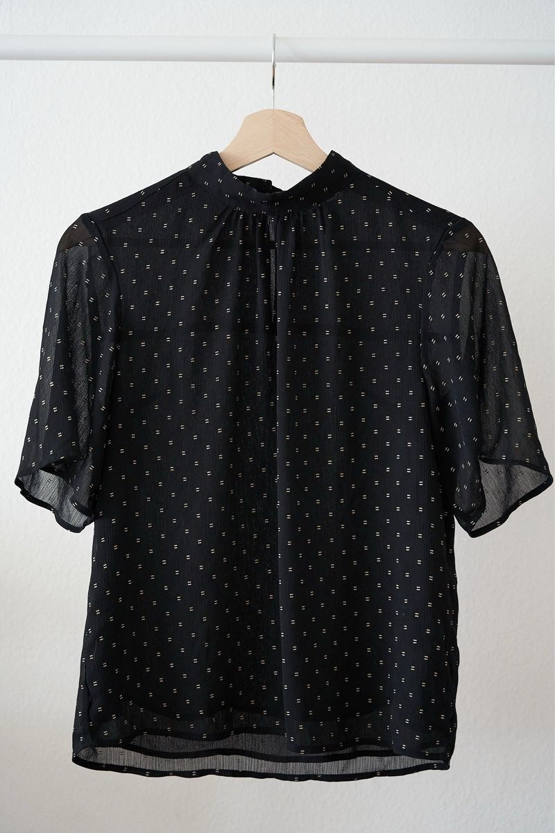H&M Camicette: H&M Bluse schwarz gemustert Grösse 36 neuwertig – Nuovo (secondo la descrizione) da Olten venduto da Sebbwen