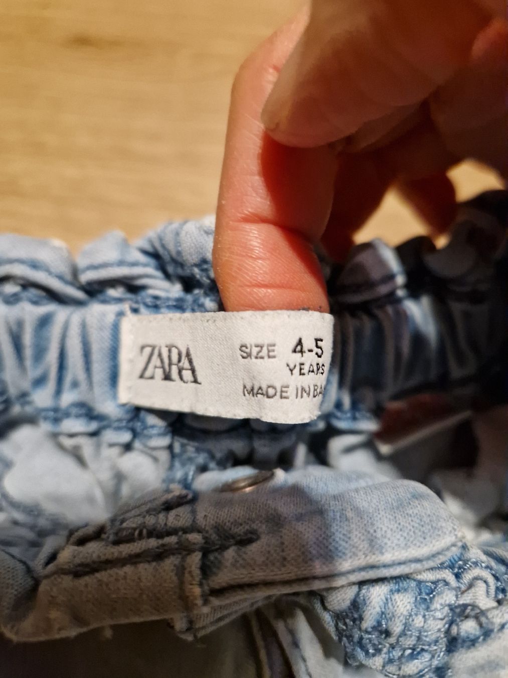 Zara Pantaloni: Zara Mädchen Jeans Gr. 110 – Usato da Wimmis venduto da traubenq 1