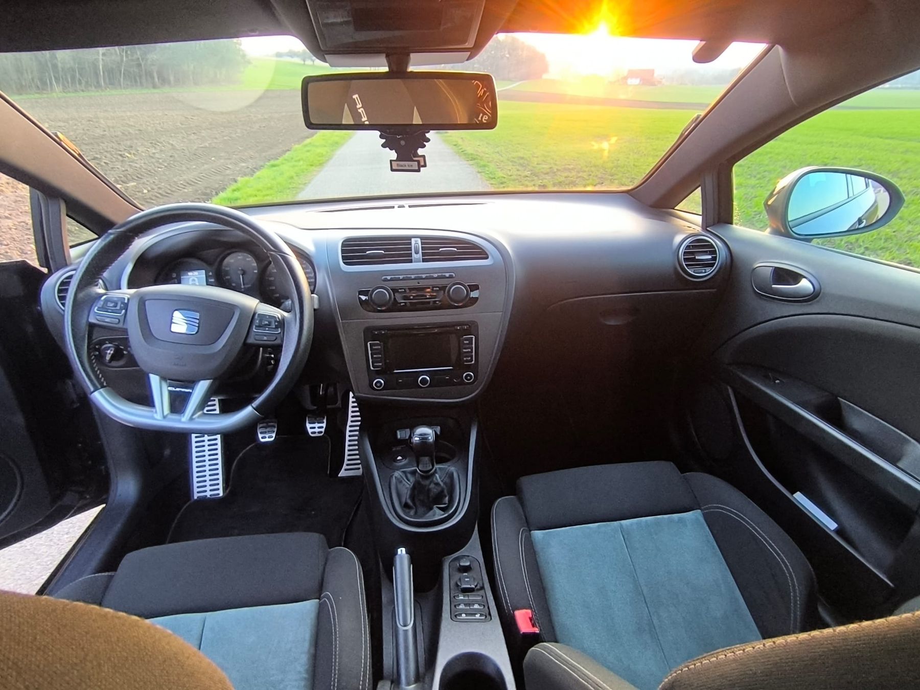 Seat Automobili: Seat Leon Cupra R – Usato da Kefikon TG venduto da Fabio295 3