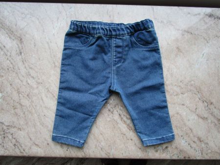 Jeans für Baby - Marke PRIMIGI - NEU!