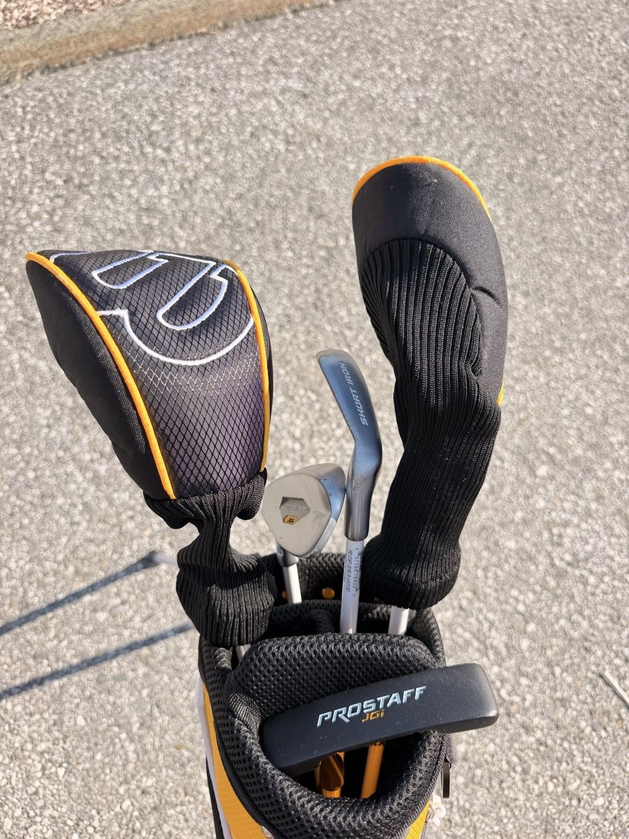 Wilson Mazze & Set: Wilson Prostaff JGI Junior Golf Set Left Hand New – Nuovo (secondo la descrizione) da Zollikon venduto da akshaysehgal 1