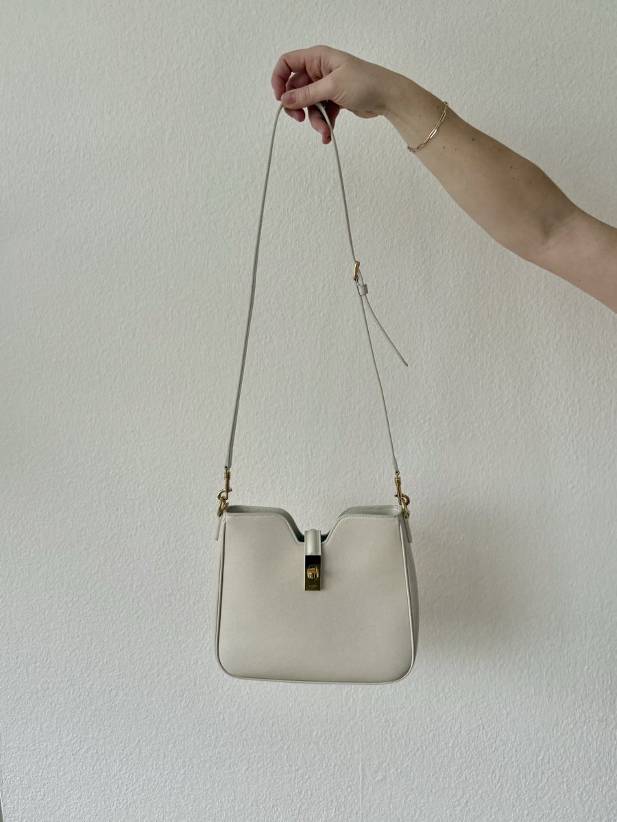 Celine Borse da donna: Classic White Celine Bag - Perfect for Spring & Summer Style – Usato da Flüelen venduto da mRoLo 3