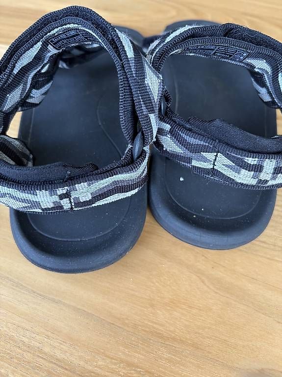 Scarpe da donna: Teva 38/39 – Usato da Genève venduto da sandram02 1