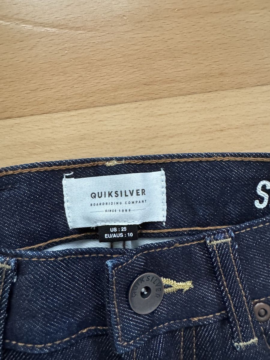 Pantaloni: Quiksilver Slim Fit Jeans Gr. Eu10 – Usato da Ermatingen venduto da Pinggu02 1
