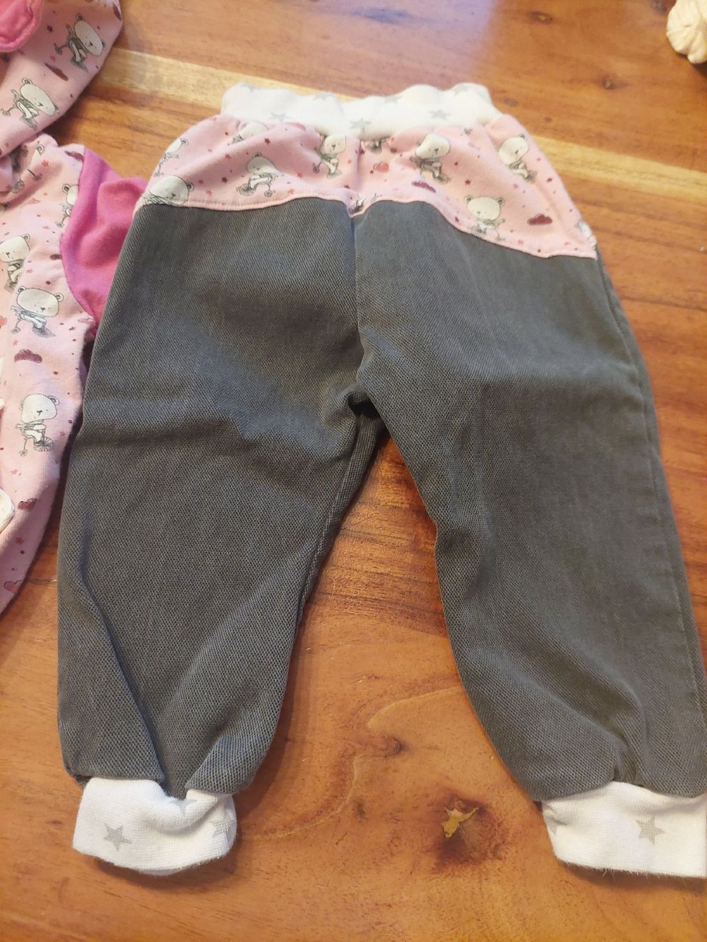 Hosen: Hose und Pullover Gr.62 Handmade – Gebraucht aus Sissach von zwwerg 2
