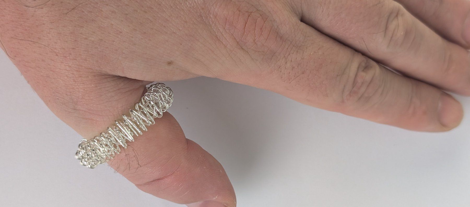 Anelli: Akupressur Finger-Massage-Ring (Silbrig) – Nuovo (secondo la descrizione) da Zürich venduto da 1.Simon 9