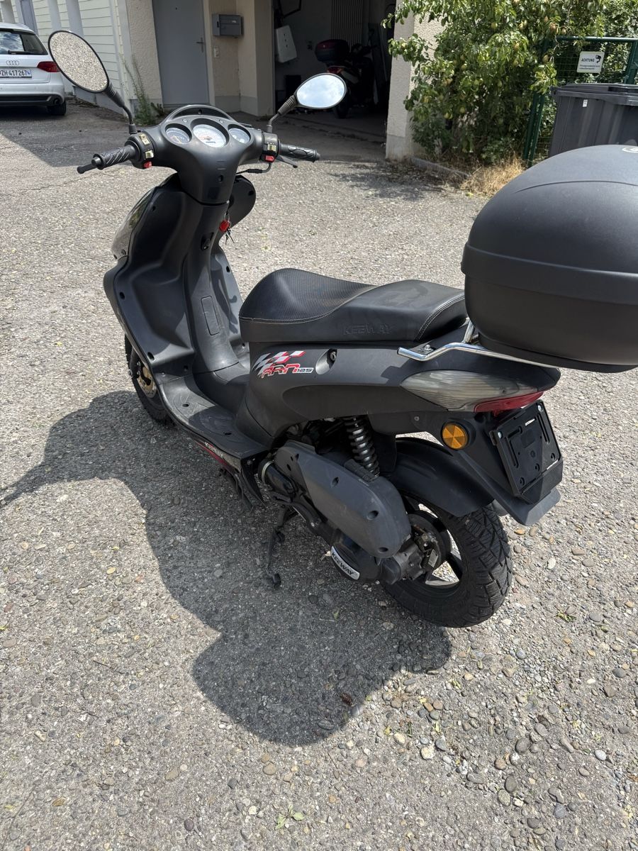 Keeway Scooters: Roller Keeway ARN 125 – D'occasion à Wangen ZH par Fr34k. 4