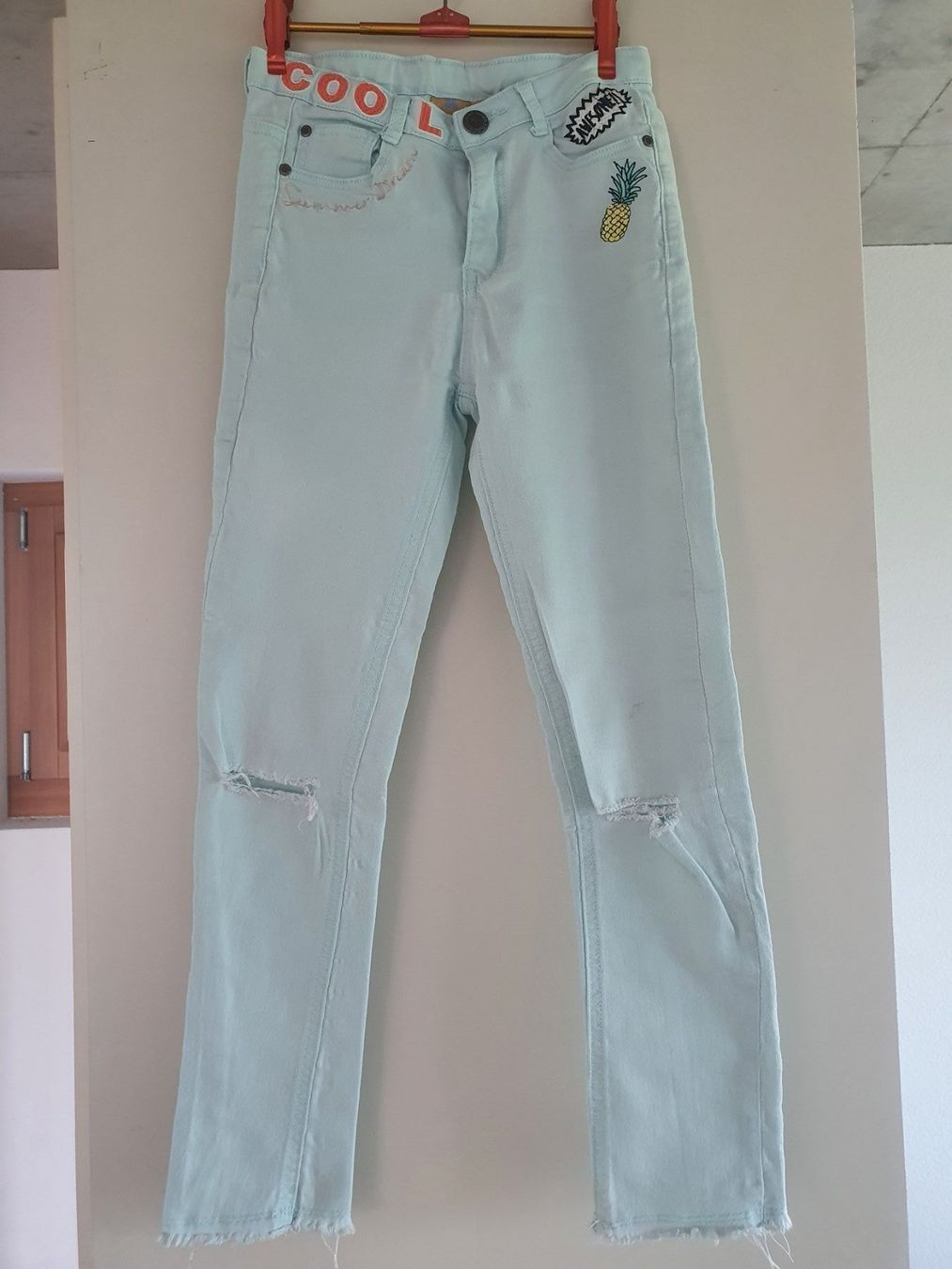 Pantalons: Hose Gr. 134/140 – D'occasion à Villars-sur-Glâne par richardette