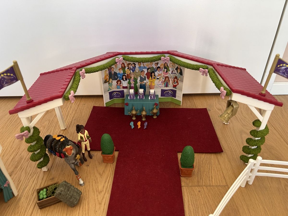 Schleich Spielzeuge: Schleich Grosse Pferdeshow – Gebraucht aus Root von pem_xnw7 2