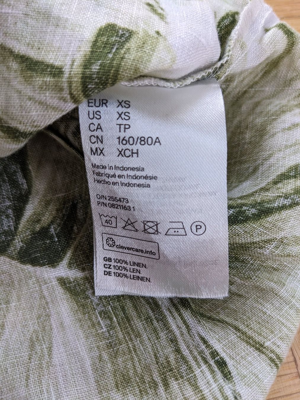 H&M Tops: Leinentop XS Palmblätter – D'occasion à Lengnau AG par Nathi88 1