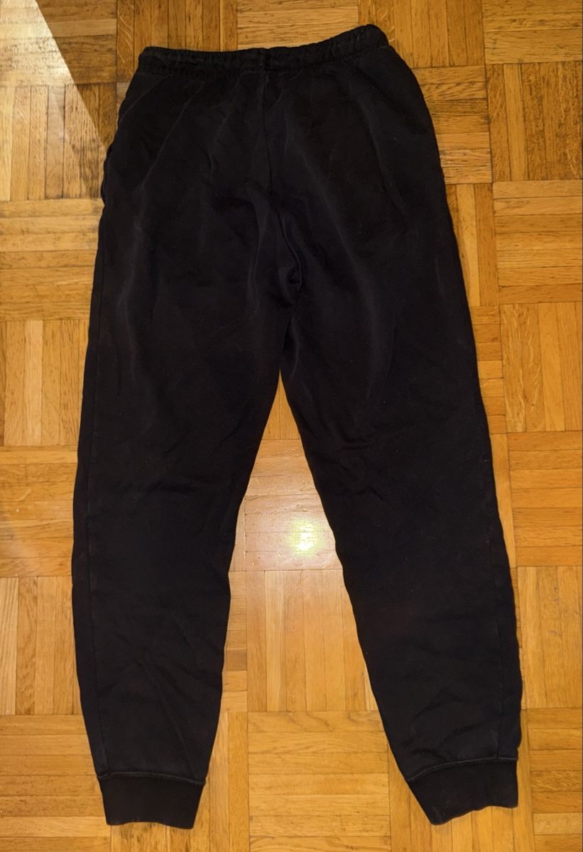 Nike Pantaloni: Jogging Nike – Usato da Genève venduto da oce_q29y 2