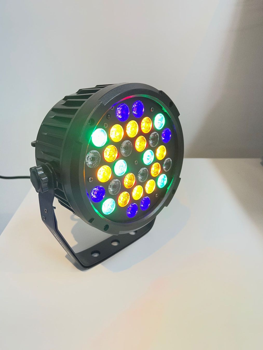 Baukästen: 020 Posten 8x MARK COB 6 UV Spotlight – Gebraucht aus Wangen an der Aare von TBYN 3