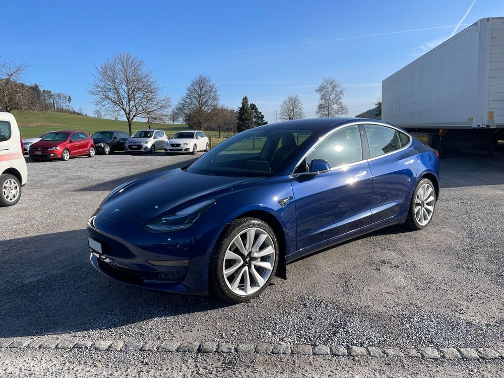 Luxus Tesla Model 3 Lnge Bildernull