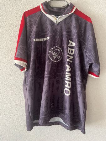 Maillot Ajax Kluivert 9 Umbro taille L vintage