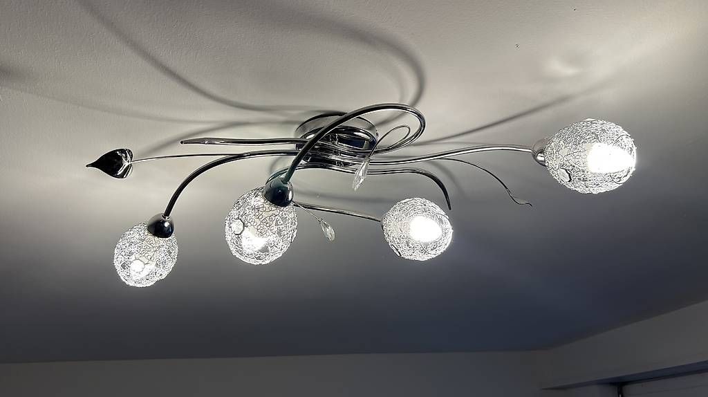 Kronleuchter & Deckenlampen: Moderne Deckenlampe Chrom mit Glas-Kugeln  – Gebraucht aus Augst BL von luk_9wsv 2