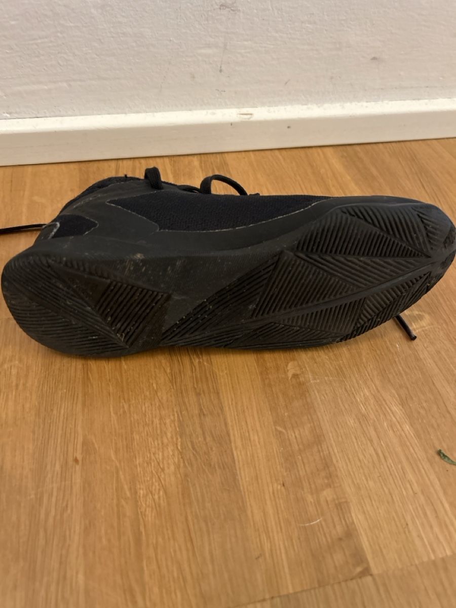 Adidas Scarpe per ragazzi: Adidas Predator Accuracy .3 IN, Grösse 33 – Usato da Uetikon am See venduto da enzendan 1