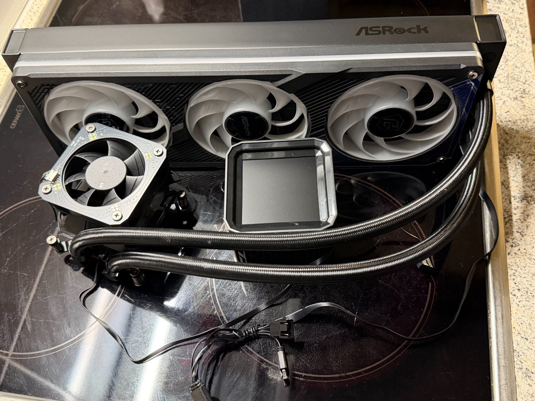 Asrock Mainboards: ASRock Phantom Gaming 360 LCD – Gebraucht aus Galmiz von Vual 3
