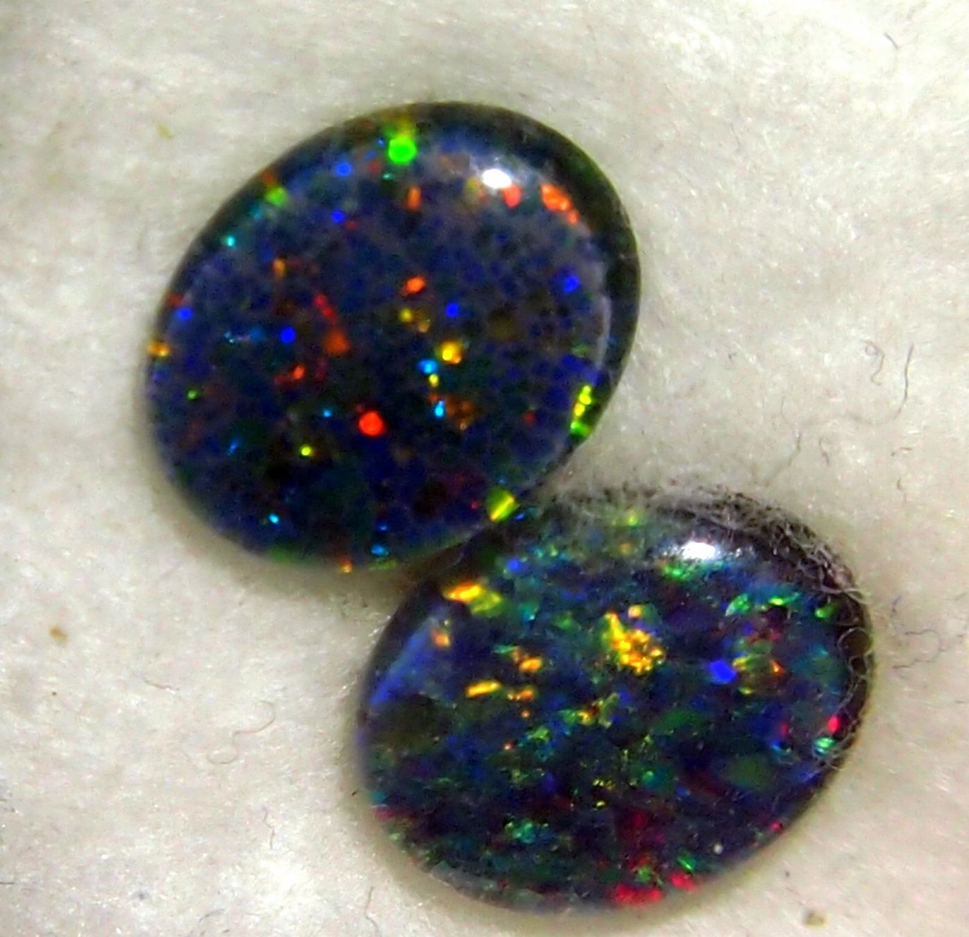 Edelsteine: 2 x 1,7 ct. Blackopal Triplette – Neu (gemäss Beschreibung) aus Reinach BL von Hesekiel39 8