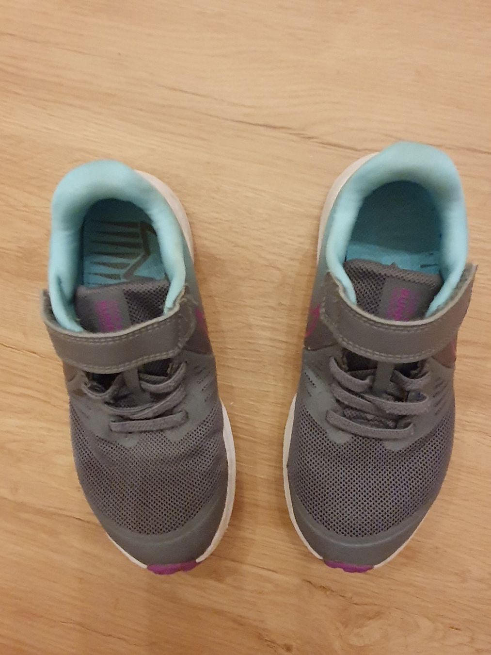Nike Scarpe per ragazze: Nike Sneaker, Gr. 28 – Usato da Heinrichswil venduto da frankie19860 3