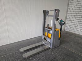 Stapler Jungheinrich EJC 112 1375h LI ION Bj. 2017 Hub 250cm