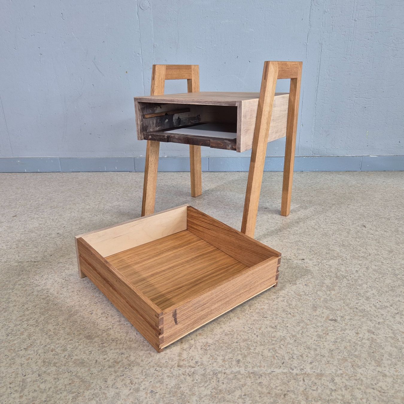 Nachttische: Night-Stand Nachttisch Schubladenkommode Holz Kommode – Gebraucht aus Nottwil von Wondewa-Shop 2